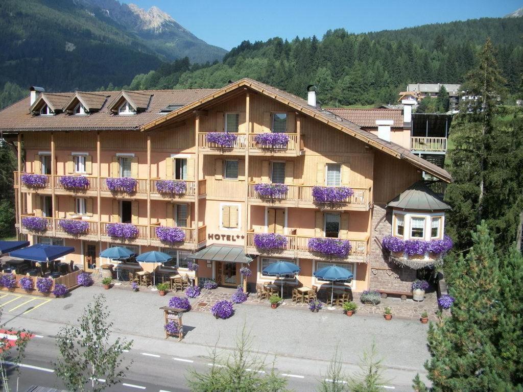 Hotel Vallechiara Moena Exteriér fotografie