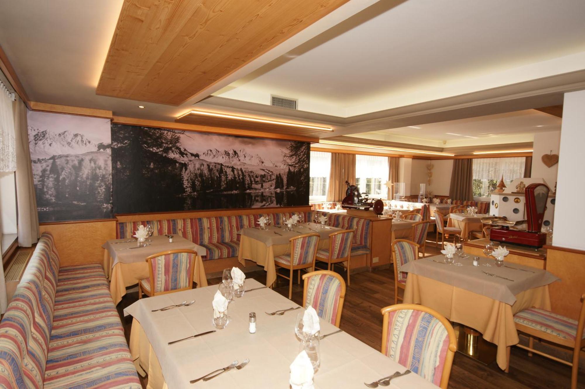 Hotel Vallechiara Moena Exteriér fotografie